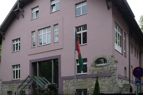 برلين لا تعترف بممثل طالبان قائماً بأعمال سفارة أفغانستان في ألمانيا