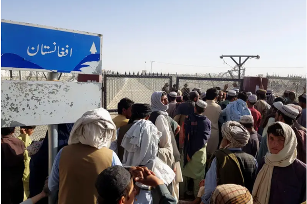 US Asks Afghanistan’s Neighbours To Accept Afghan Refugees