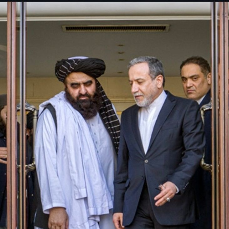 هل سقوط حكم الملالي في إيران يقلق طالبان؟