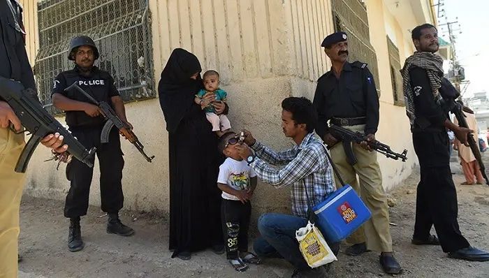 په خېبر پښتونخوا ټانک کې د پولیو ضد واکسین یو کار کوونکی په ډزو وژل شوی