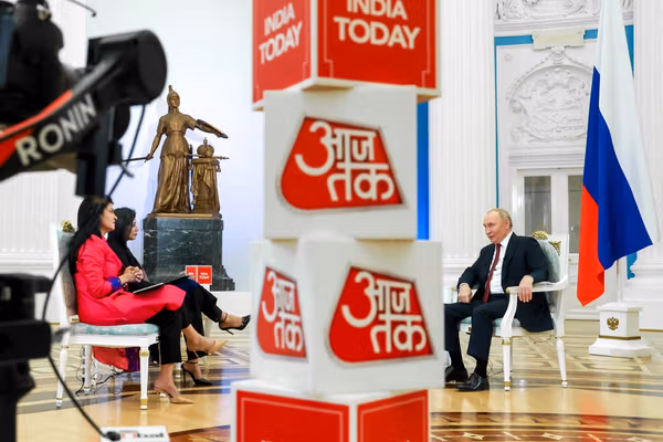 پوتین: طالبان کنترول اوضاع در افغانستان را در دست دارد