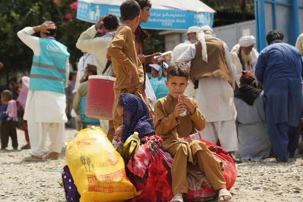 ملګرو ملتونو د بوديجې د کمښت له امله افغان راستنېدونکو ته د نغدو مرستو ورکول محدود کړي دي
