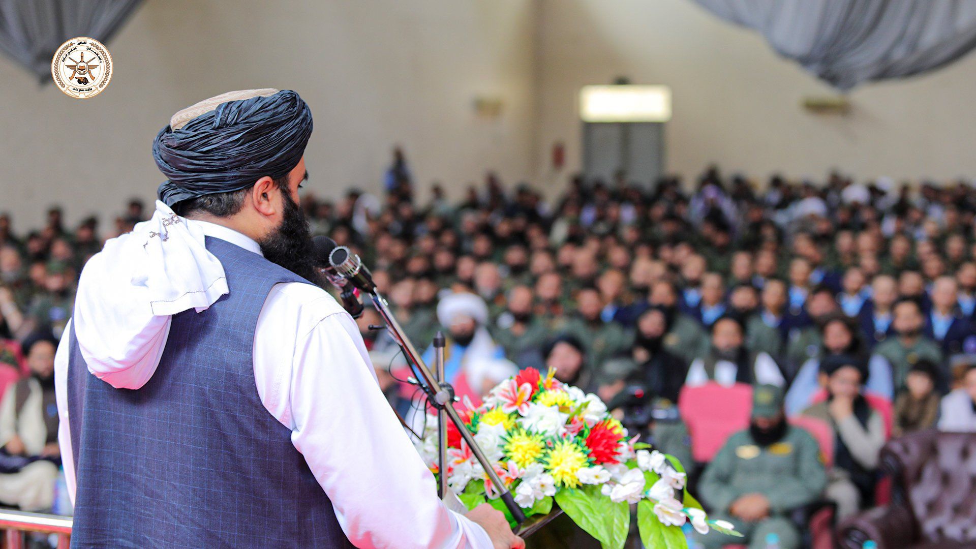 حقانی می‌گوید نیروهای امنیتی حکومت پیشین از حمایت هوایی کافی امریکا برخودار نبودند