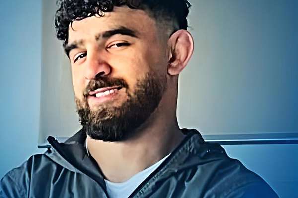 هارون یوسفی ورزشکار افغان، مرد سال کشتی بریتانیا شد