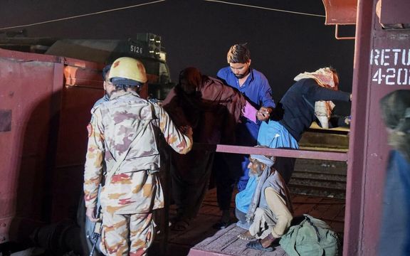 پاکستاني رسنۍ: د بلوچستان د رېل ګاډي بریدګر افغانستان کې له خپلو ملګرو سره په اړیکه کې دي