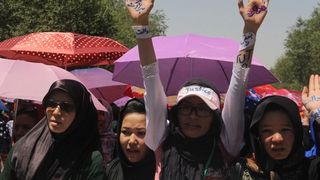 شش سال پس از فاجعه دهمزنگ؛ جنبش روشنایی از کجا شروع شد و به کجا انجامید؟