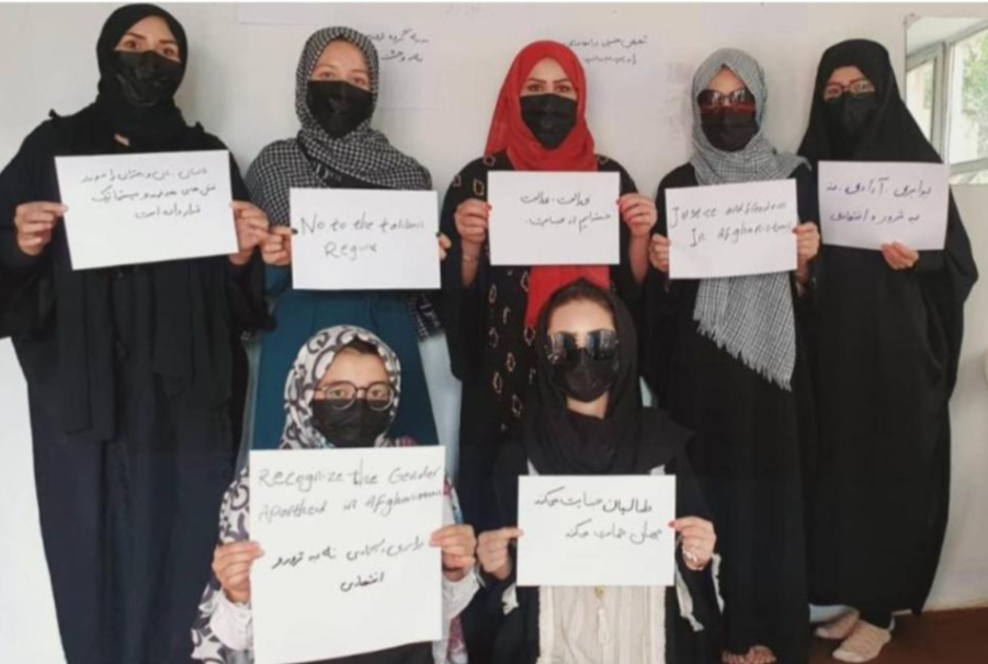 معترضې ښځې: نړیوال دې په افغانستان کې جنسیتي توپیر په رسمیت وپېژني