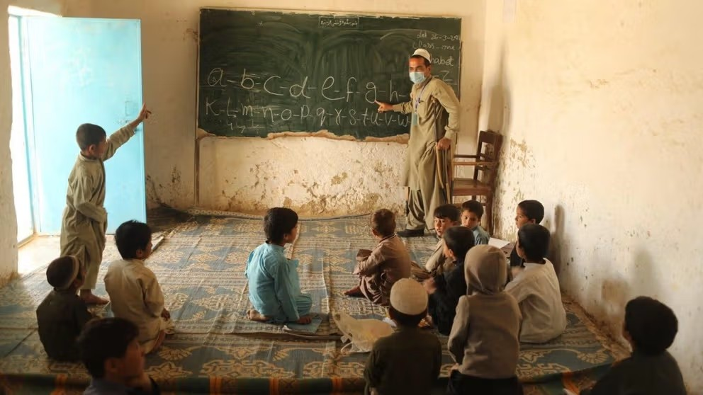الأمم المتحدة: أكثر من 75٪ من الأطفال الأفغان في باكستان محرومون من التعليم
