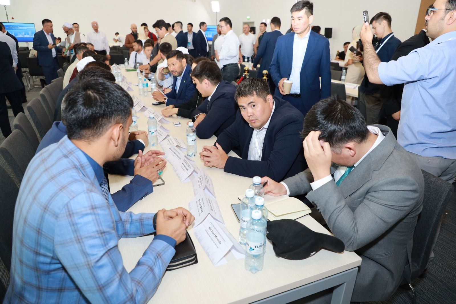 نمایشگاه مشترک بازرگانان افغانستان و قزاقستان در آستانه برگزار شد