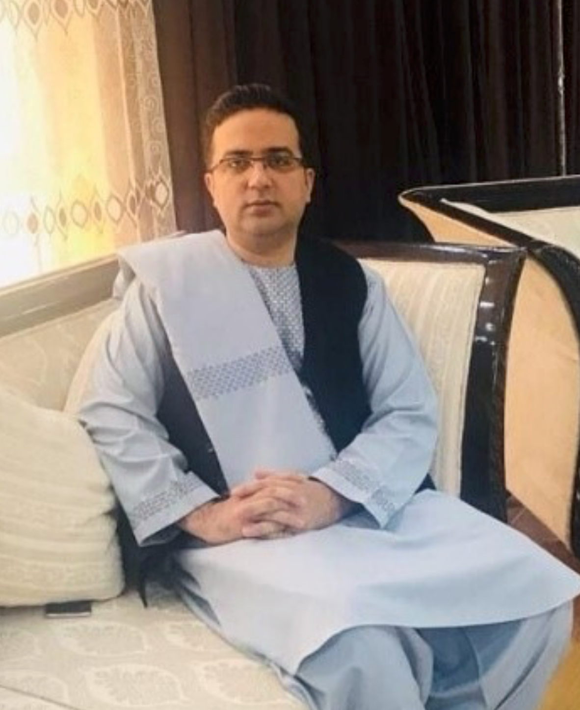 د افغان-امریکایي زنداني محمودشاه حبیبي ورور وايي شواهد شته چې هغه له طالبانو سره بندي دی