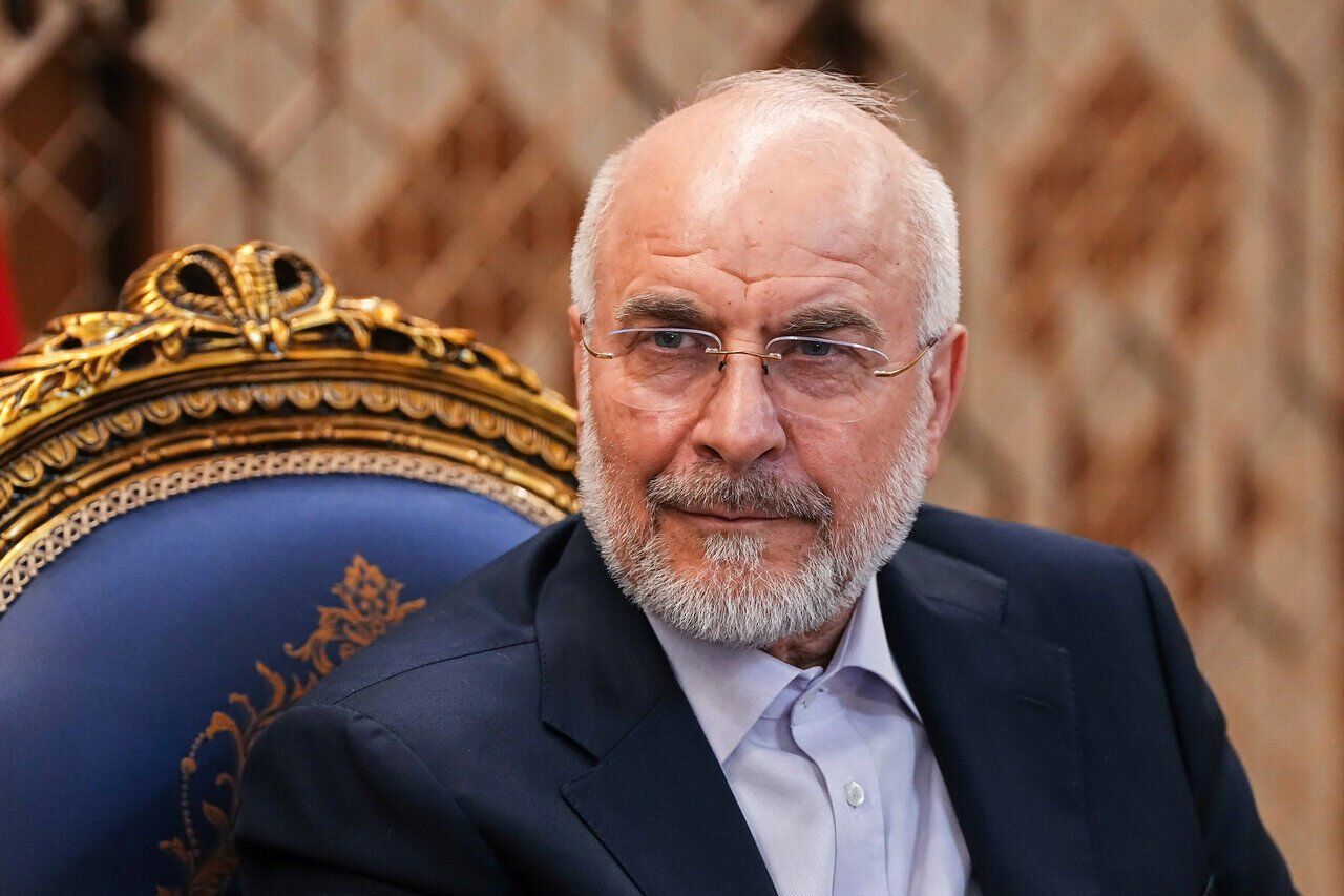 قالیباف: ایران په سیمه کې د نوي امنیتي جوړښت لپاره د چین له طرحې هرکلی کوي