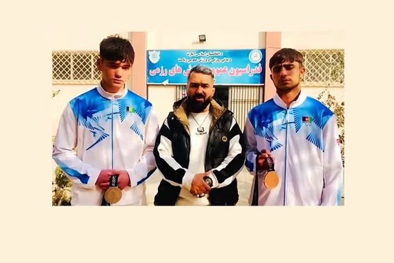 لاعبان أفغانيان يعتزلان.. ومدرب المنتخب يستقيل احتجاجاً على "التمييز"