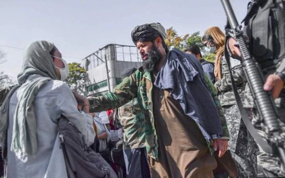 نمایندگان اوزبیکستان و بریتانیا: طالبان خواست جامعه جهانی برای تامین حقوق زنان را عملی کند