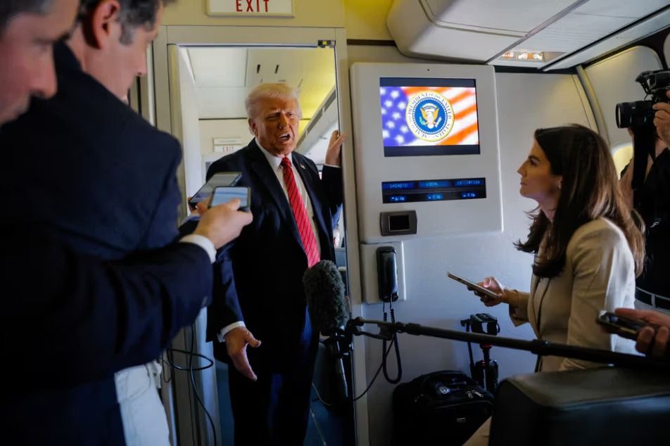 ترامپ طرح انتشار اسناد اپستین را امضا کرد