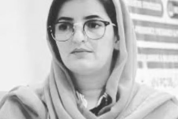 Afghan Female Journalist Arrested By Pakistani Police, Says Press Freedom Group