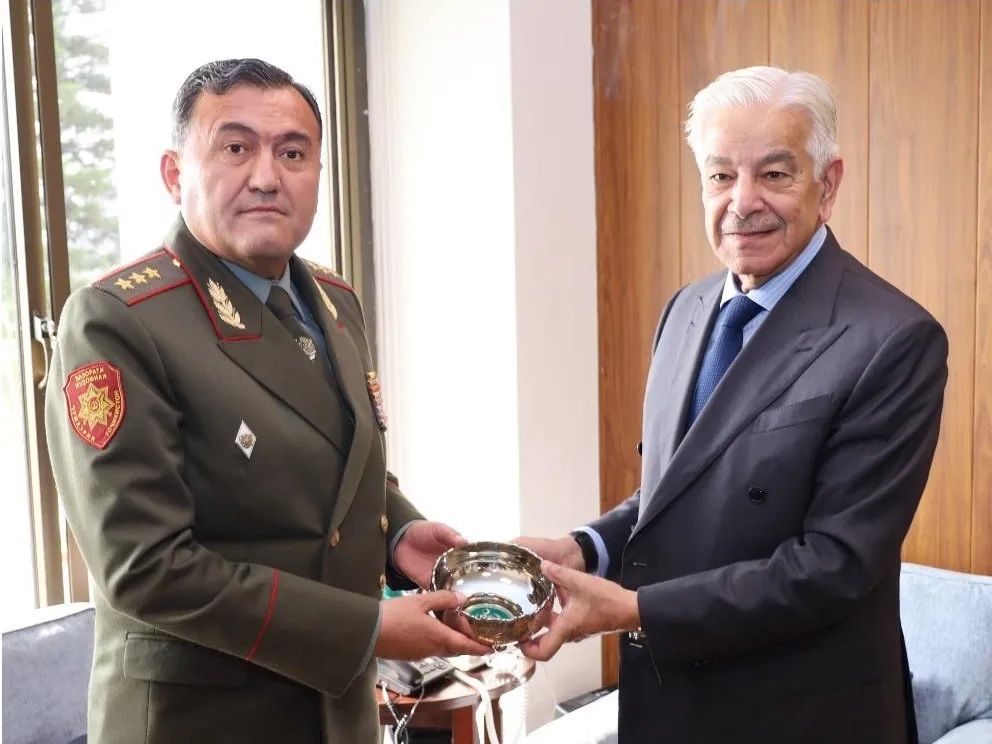 تاجکستان او پاکستان غواړي چې پوځي همکاري زیاته کړي