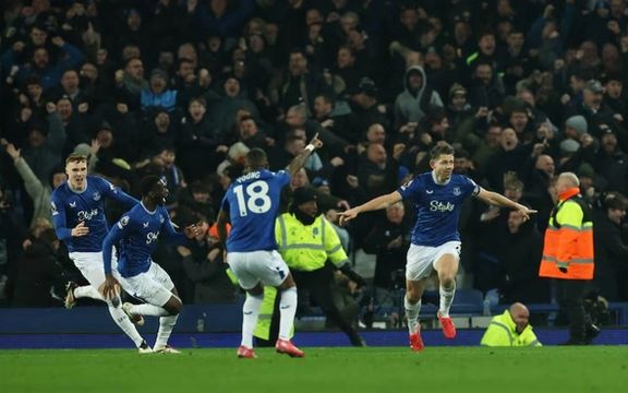 اورتون ۲-۲ لیورپول؛ دربی «مرسی ساید» در لیگ برتر برنده نداشت، اما جذاب و تماشایی بود