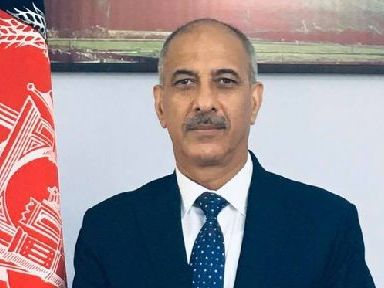 پخوانی افغان سفیر: د اسحاق ډار سفر د پاکستان او طالبانو ترمنځ د اړیکو د رغولو یوه هڅه ده
