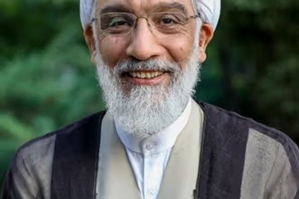 ایراني چارواکی: د سعودي عربستان عزت او وقار له ټرمپ سره په تړون کې له منځه لاړ