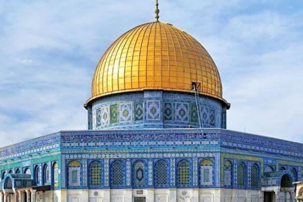 اسراییل یوازې لس زره فلسطینیانو ته په الاقصی جومات کې د لمانځه اجازه ور کړې