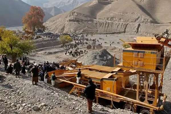 شورای نمایندگیهای دیپلماتیک: قزاقستان از امضای توافق استخراج معادن با طالبان خودداری کند