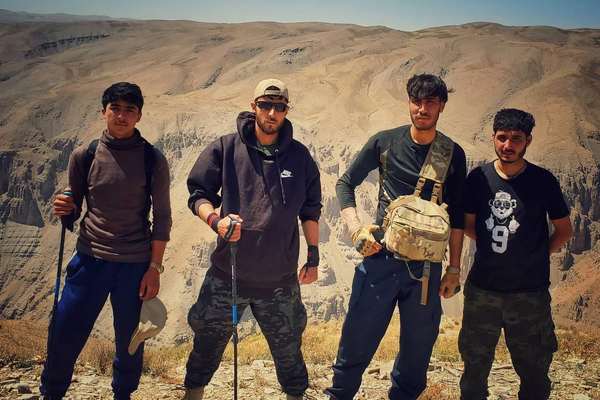 کوهنوردان ولایت غور بلندترین قله ولسوالی مرغاب را فتح کردند