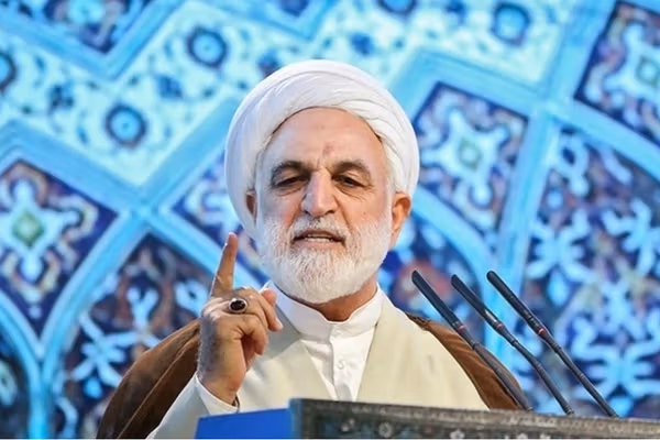 غلام حسین محسیني اژه یي: که عزت مو وګواښل شي جګړې ته چمتو یو