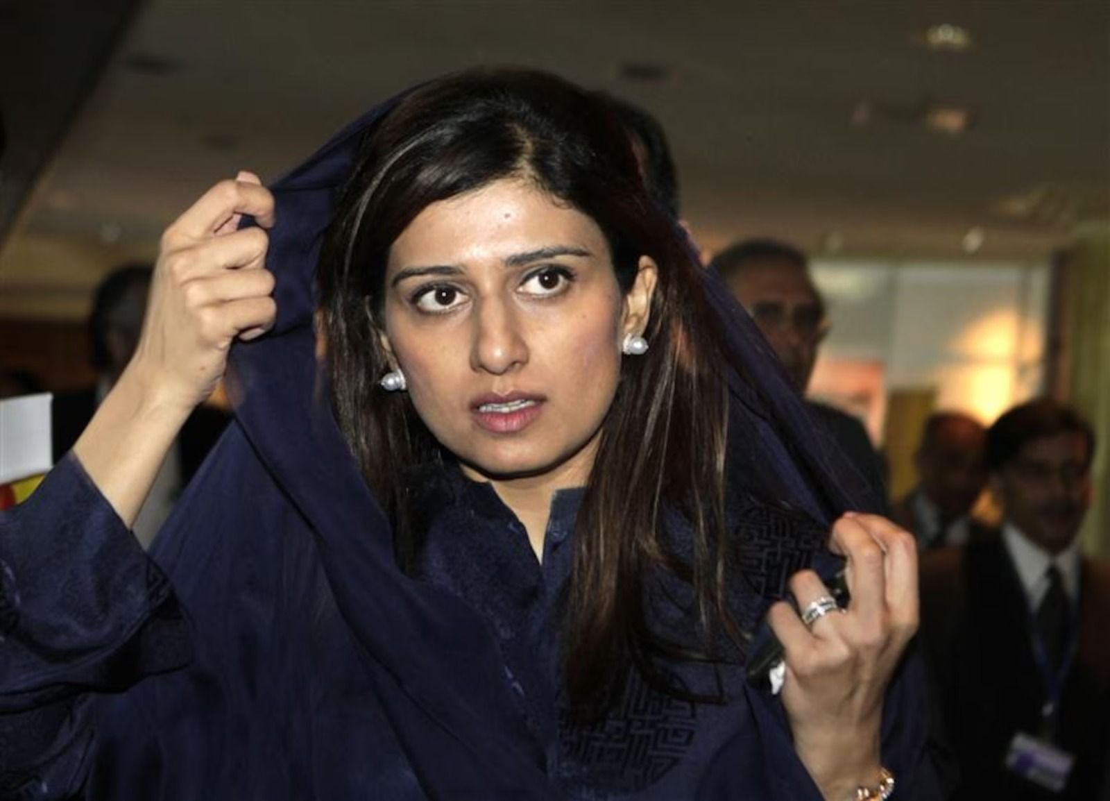 حنا ربانی از گفت‌وگوی وزیر ارشد خیبرپختونخوا با طالبان درباره تروریسم انتقاد کرد