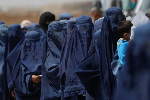 د افغان مېرمنو د حقونو دفاع نوښت: د اسټرالیا، کاناډا، جرمني او هالنډ د پرېکړې کال پوره شو