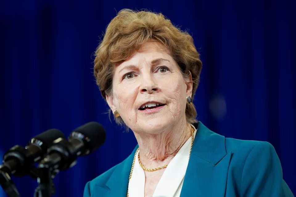 سناتور امریکایی به روبیو: موانع سفر همکاران سابق افغان ما به ایالات متحده را بردارید 