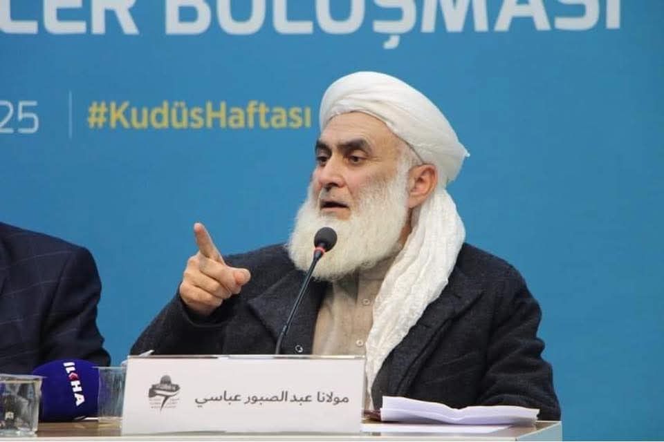 مولانا عبدالصبور طالبانو ته: دین سم مطالعه کړئ، شخصي مزاج د حلال او حرام معیار مه ګرځوئ
