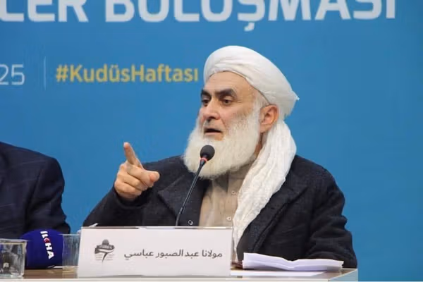 مولانا عبدالصبور طالبانو ته: دین سم مطالعه کړئ، شخصي مزاج د حلال او حرام معیار مه ګرځوئ