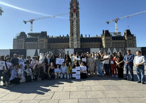 ناشطات أفغانيات يدعین لاعتقال قادة طالبان واعتبار سياساتها ضد النساء "جريمة ضد الإنسانية"