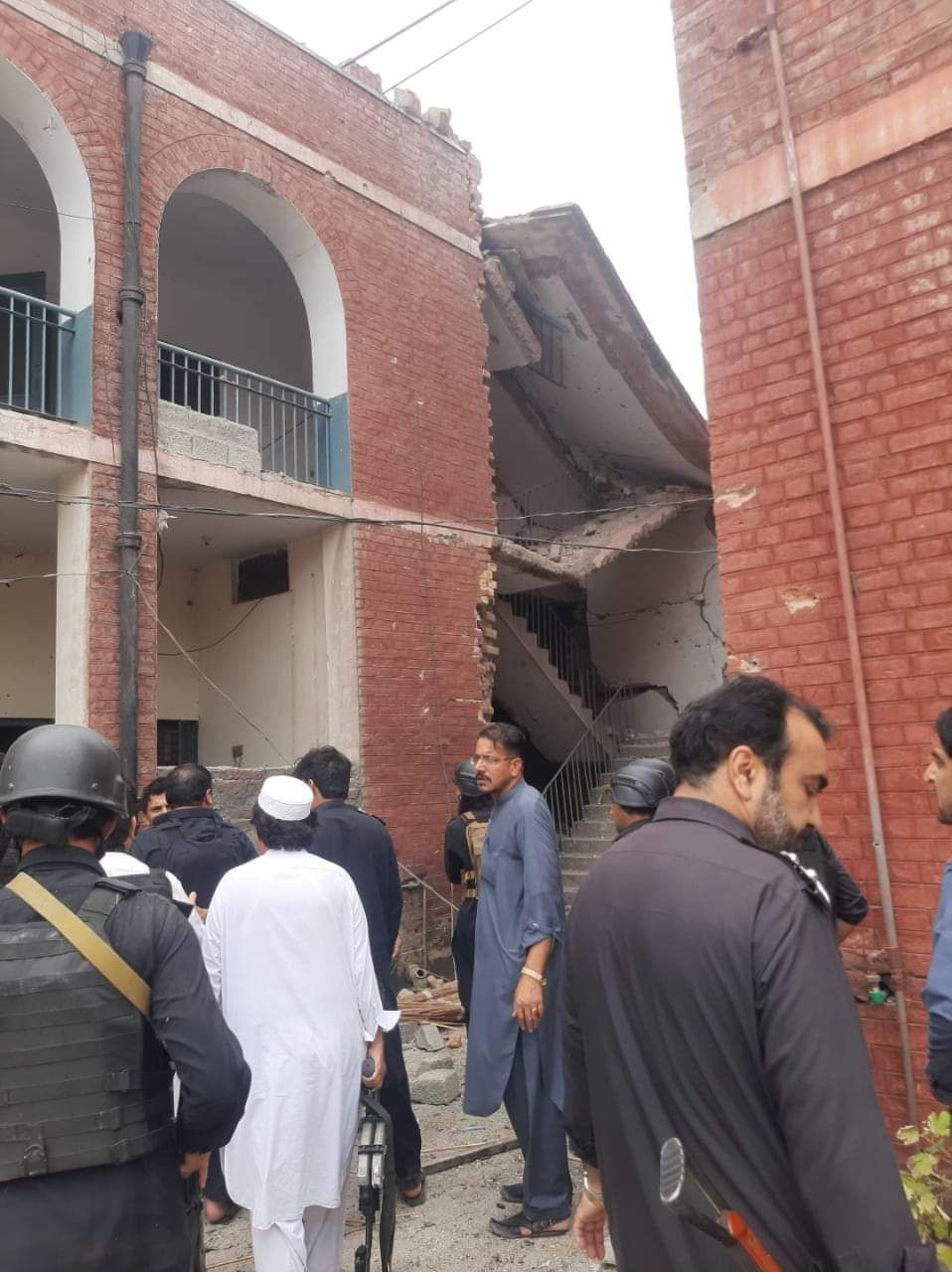 دو حمله انتحاری در ایالت خیبرپختونخوای پاکستان دو کشته و  ۱۰ زخمی برجای گذاشت