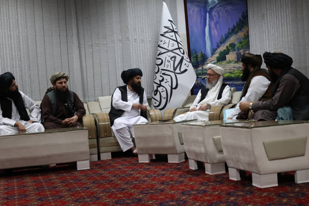 طالبان: له ګاونډیو هېوادونو د افغان کډوالو د جبري اېستلو لړۍ چټکه شوې ده