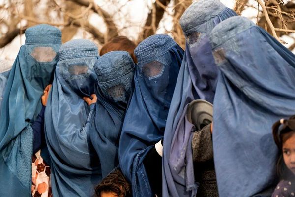 د بودجې له کموالي به ۶.۳ میلیونه افغانان له روغتیايي خدمتونو بې برخې شي