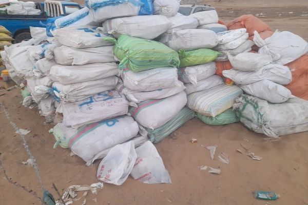 طالبان وايي په هلمند کې یې څه باندې ۳۲ ټُنه قاچاقي توکي نیولي دي