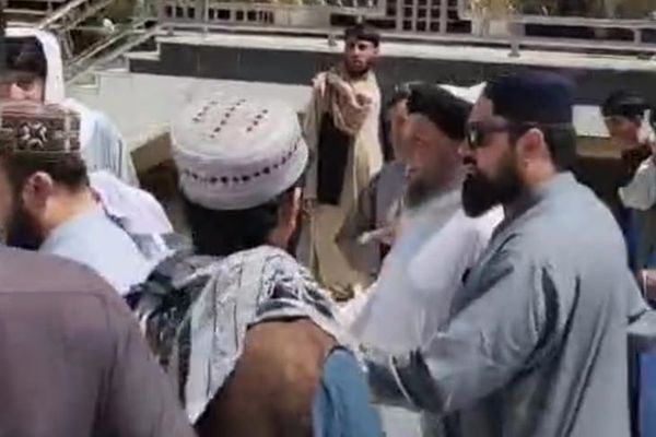 طالبانو په کندهار کې مولوي نورالدین اغا ته د جمعې لمانځه پر مهال د وینا اجازه نه ده ورکړې
