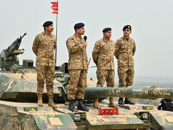 دیدار بیسابقه در کاخ سفید؛ ترامپ از فرمانده قدرتمند ارتش پاکستان پذیرایی کرد