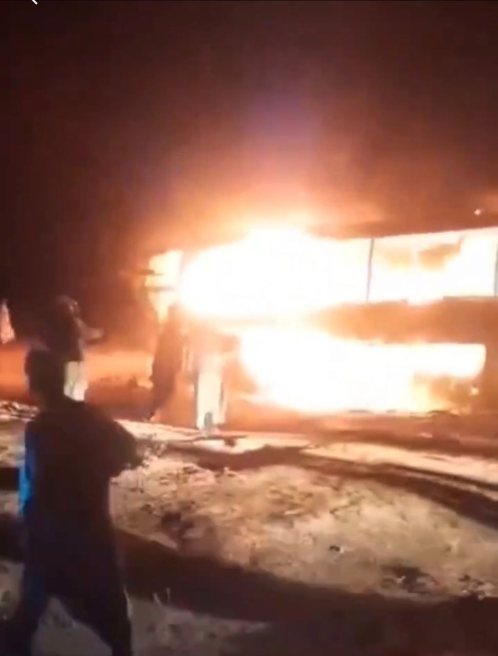 سرچینې: په هرات کې د بس او مازدا موټرو د ټکر له امله تر ۷۰ زیات کسان مړه شوي