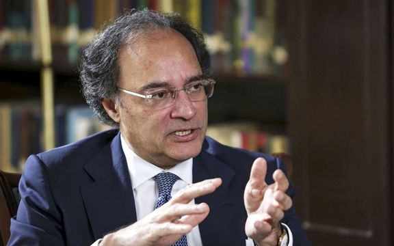 د پاکستان مالیې وزیر: راتلونکې میاشت د پیسو نړیوال صندوق سره د پور پر تمدید خبرې کوو