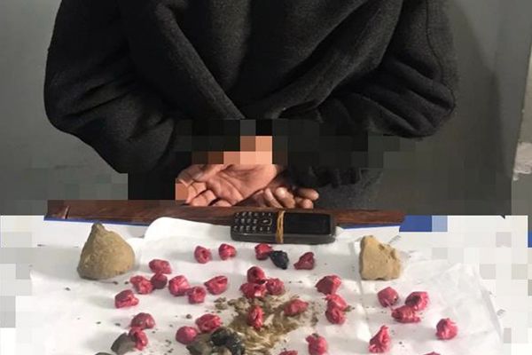 طالبان: په ۱۵ ولایتونو کې مو د نشه یي توکو د کاروبار په تور ۵۸ کسان نیولي