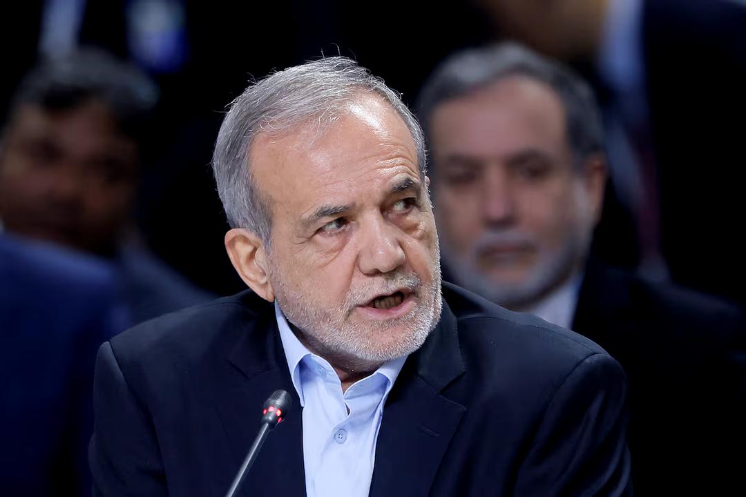 روسي پلاوي د ایران ولسمشر ته د مسکو د سفر بلنه ورکړې ده