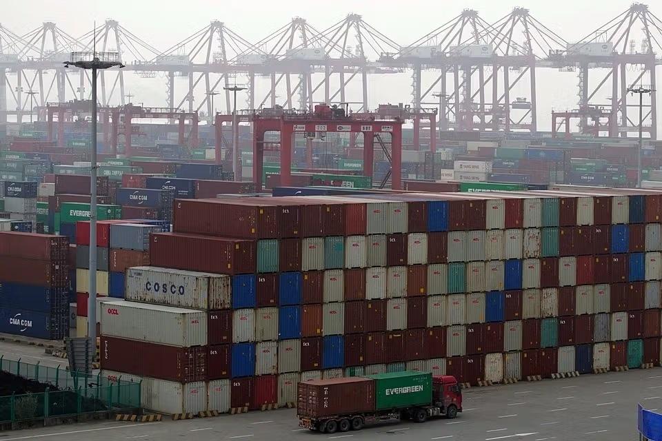 Uzbekistan Exports $1.3 Billion In Goods To Afghanistan In 11 Months