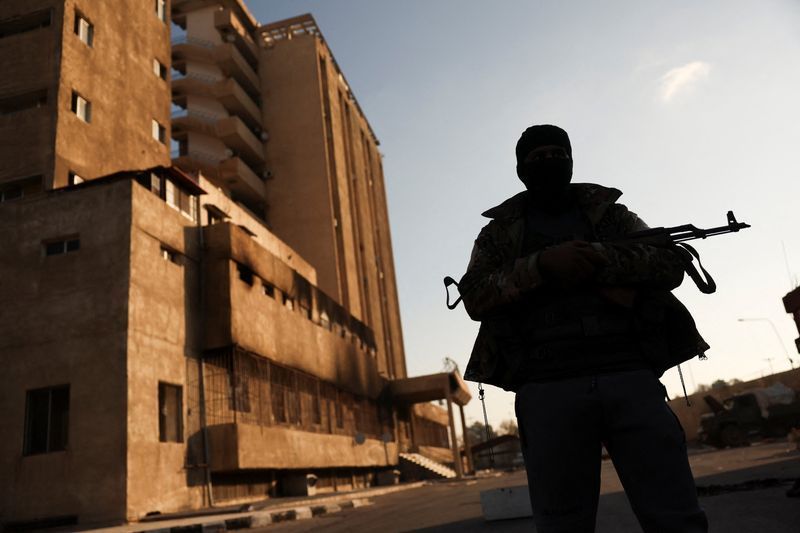 برېتانیا د سوریې د «تحریر الشام» ډلې نوم د ترهګرو ډلو له نوملړه لرې کړ