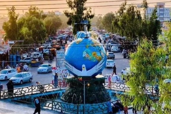 طالبان تُقيل 30 موظفاً محترفاً من الحكومة السابقة من قيادة الأمن في هلمند