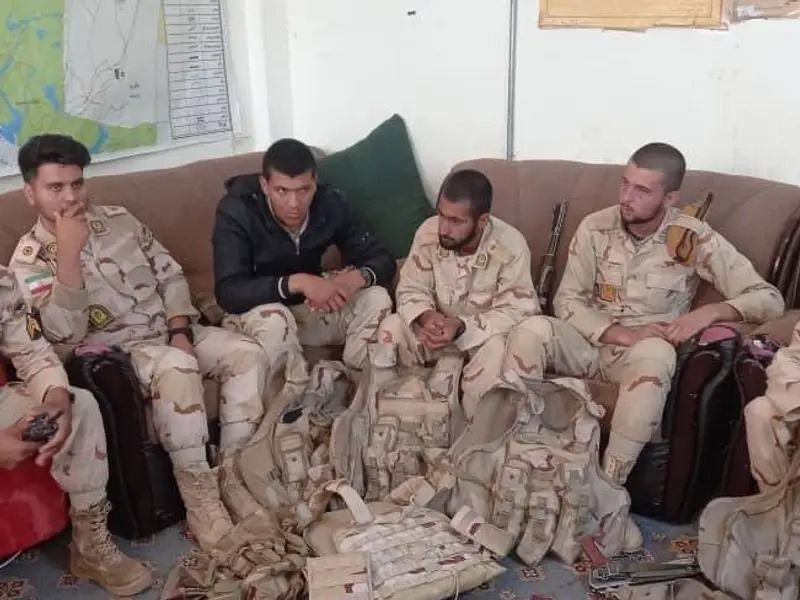 منابع می‌گویند طالبان شش مرزبان ایرانی را در فراه بازداشت کرده‌اند