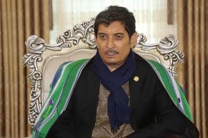 پرونده عباس ابراهیمزاده در اوزبیکستان؛ خانواده عضو پیشین مجلس خواستار آزادی فوری او شد