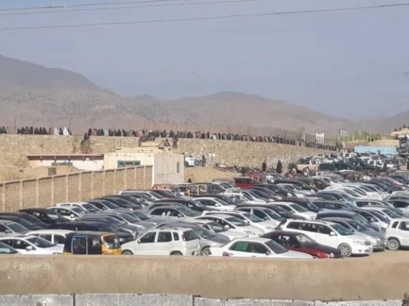 شریعت طالبانی؛ طالبان سه زن و پنج مرد را در خوست و دایکندی شلاق زد