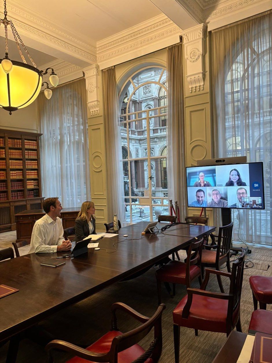 ریچارډ لینډسي: د افغانانو د سوکاله او خوندي راتلونکي لپاره د بیان ازادي اړینه ده